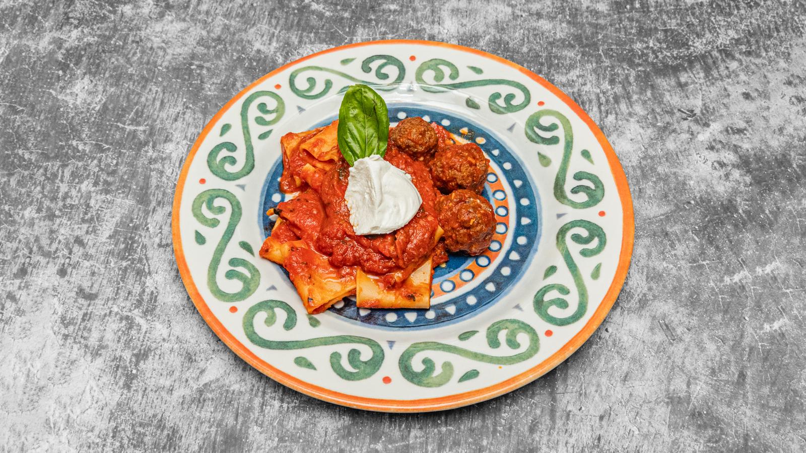 Pasta with meatballs